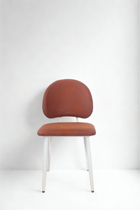 Chaise de salle à manger NOVA moderne rembourrée avec pieds en métal, dossier ergonomique, siège en tissu de luxe pour usage domestique et commercial Premium! - Product Image 3