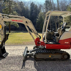 Mini-pelleteuse Takeuchi TB230 d'occasion (jusqu'à 12000 lb) Pelleteuse sur chenilles à bas prix avec composants de base PLC - Product Image 4