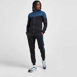 ชุดวอร์มกีฬาผู้ชาย ผ้าโพลีเอสเตอร์คุณภาพพรีเมียม แห้งเร็วและระบายความชื้น รับผลิตแบบ OEM/ODM พร้อมสกรีนโลโก้ตามสั่ง - Product Image 1