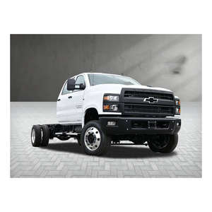 Camion diesel ultra-robuste Silverado 4500HD AWD avec intérieur en cuir foncé, taille des pneus R15, direction à gauche, automatique - Product Image 1