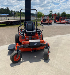 เครื่องตัดหญ้าแบบนั่งขับ Kubota ZD1211-3-60 รุ่น Zero Turn สำหรับงานหนัก เหมาะสำหรับการดูแลสนามหญ้าเชิงพาณิชย์ - Product Image 4