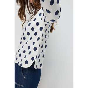 เสื้อสเวตเชิ้ตลายจุดคอกลม - Product Image 3