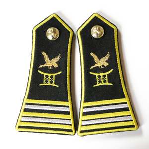 Épaulettes à enfiler à prix d'usine avec équipement de défense personnelle en polyester brodé avec tresse dorée - Product Image 3