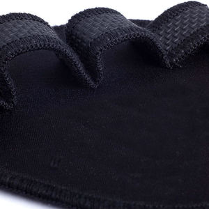 Guantes de neopreno personalizados para entrenamiento en gimnasio, almohadillas de agarre de palma para levantamiento de pesas de entrenamiento cruzado con logotipo personalizado disponible a la venta - Product Image 5