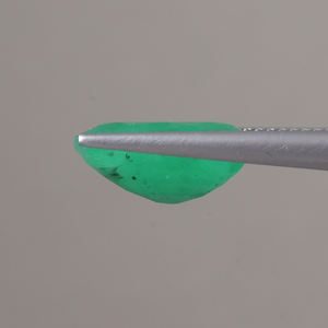 Émeraude naturelle certifiée par un tiers IGI, pierre précieuse en vrac, 5,35 carats, taille ovale, 13,5x10,5 mm, vert clair de qualité supérieure - Product Image 2