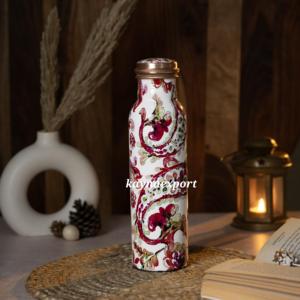 Funda de Cilindro de Cobre con Diseño Artesanal, Beneficios Ayurvédicos, Acabado Esmaltado Impreso, Ecológico, Seguro para Alimentos, Fácil de Transportar, para Yoga - Product Image 1