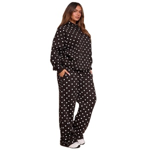 Sudadera con Capucha Extra Grande para Mujer, 400GSM, Ligera, Estilo Urbano, Transpirable, Cómoda, Personalizable, OEM, Marca Privada - Product Image 4