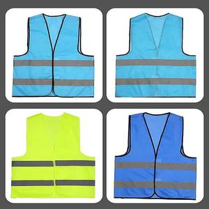 เสื้อกั๊กคนงานก่อสร้างสะท้อนแสงมองเห็นได้ชัดเจนพร้อมคุณสมบัติกันลมและกระเป๋าปรับแต่งโลโก้ได้ - Product Image 3