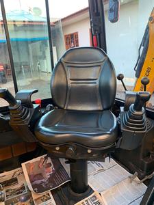 รถตักล้อยาง JCB 1CX แบบมีที่ตักด้านหน้าและที่ขุดด้านหลัง มือสอง ปี 2020 พร้อมรับประกัน 2 ปี กำลัง 44.7 กิโลวัตต์ - Product Image 4