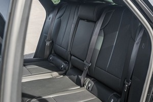 Cadillac Lyriq RWD 2024 de Lujo, Certificado, Seminuevo, Automático, Turbo 4L, Cuero, ACC, Eléctrico Oscuro, Volante a la Izquierda, Aleación de Aluminio - Product Image 3