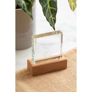 Trophée Rectofi personnalisable en verre et bois, trophées, médailles et plaques de merchandising haut de gamme - Product Image 4
