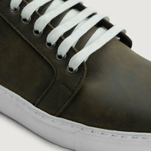 Vente en gros de baskets basses en cuir véritable olive pour hommes, chaussures habillées décontractées de haute qualité de marque OEM - Product Image 2