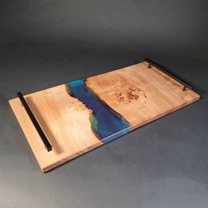 Bandeja de Servir de Madera y Resina Epoxi Hecha a Mano con Asas de Metal, Tabla de Charcutería Decorativa con Diseño de Río Azul, Platos para Cocina, Comedor, Hogar y Panadería - Product Image 1