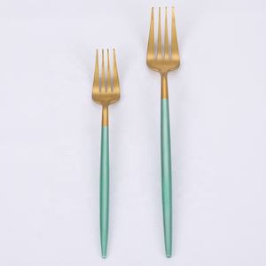 Ensemble de couverts de salle à manger rustiques et biologiques de qualité supérieure - Product Image 5