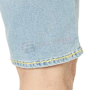 Shorts en jean délavé respirant pour homme, avec logo frontal en coton non tissé, tendance 2026 - Product Image 6