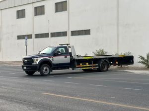 Ford F-Series con Trasmissione Automatica, Motore Diesel Euro 6, 3 Assi, Potenza 400 - 499 CV - Product Image 6