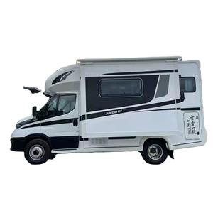 Autocaravana de Lujo de 6 m Fabricada a Medida para 4-6 Personas para Acampar y Usar en el Automóvil - Product Image 6