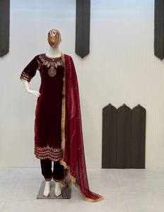 Conjunto de Fiesta Elegante con Top, Pantalón y Dupatta con Bordado de Lentejuelas - Product Image 4
