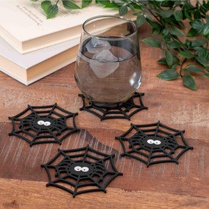 Ensemble de découpes en bois Citrouille et Toile d'araignée, Décoration de table d'Halloween mignonne avec un design durable pour les fêtes, l'artisanat et les présentations festives - Product Image 3