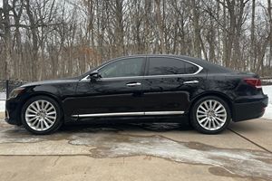 Elegante Lexus LS 460 AWD 2015 - Product Image 5