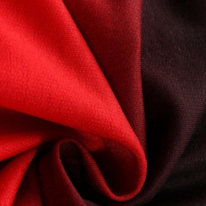 Vente en gros de survêtements d'hiver pour hommes de la meilleure qualité, confortable, conception simple, coton polyester uni, matériau écologique - Product Image 4