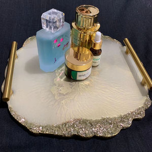 Juego de Posavasos de Resina Hechos a Mano con Diseño Simple, Modelo Personalizable, Económico, para Decoración de Cocina Moderna - Product Image 1