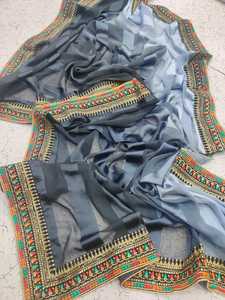 ชุดผ้าซาตินปักลายผ้าขอบกำมะหยี่คุณภาพสูงสำหรับปาร์ตี้งานแต่งงานออนไลน์จากนักออกแบบใหม่ - Product Image 4