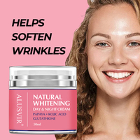 Crème pour le visage à l'acide kojique de marque privée Anti-âge élimination des rides et des taches brunes infusée de vitamine C organique blanchiment de la peau blanchissant