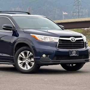 Toyota Highlander XLE 2015 - Product Image 1