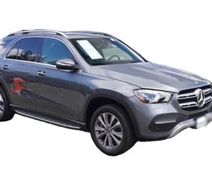 Faible kilométrage 2024 GLE 350 4MATIC Jantes en alliage foncées Sièges en cuir Système de navigation Démarrage à distance Toit ouvrant - Product Image 1