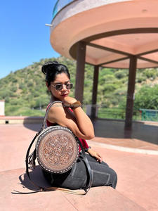 กระเป๋าถือสไตล์ตะวันตกสำหรับผู้หญิงกระเป๋าถือหนังวัวแบบมีสายคาดลำตัวกระเป๋าสไตล์โบโฮสำหรับโรงอาหาร - Product Image 2