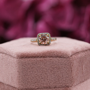 Rosa 10K oro sólido corte redondo laboratorio cultivado diamante Halo ajuste lujoso anillo de compromiso anillo de regalo para mujeres IGI - Product Image 2