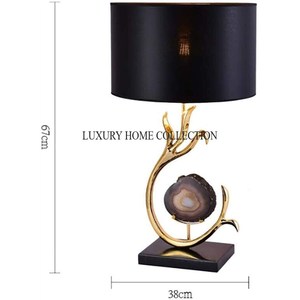 Lámpara de mesa con base de madera hecha a mano de diseño antiguo con pantalla de brillo suave ideal para oficina doméstica clásica o espacio de estudio - Product Image 2