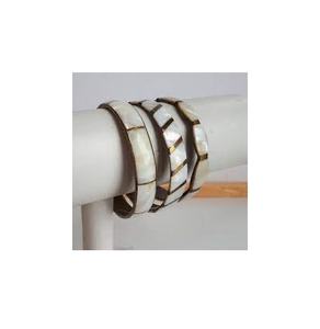 Bracelet en laiton de haute qualité en nacre mode plaqué or Bracelet en nacre élégant design supérieur - Product Image 3