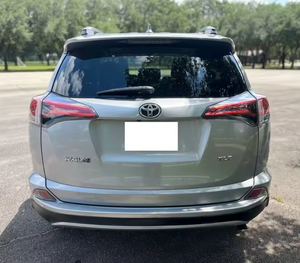 Toyota RAV4 XLE 2017 Usado, con Volante a la Izquierda/Derecha - Product Image 3