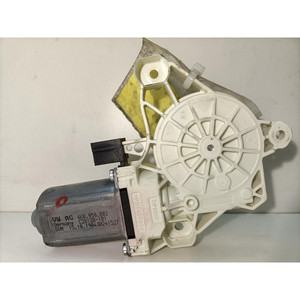 MOTORINO RAZAVETTER AVANT DROIT VOLKSWAGEN Golf 7 Berline 4K0959802/4K0.959.802 DHFA (12>) - Product Image 1