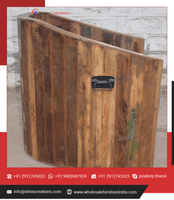 Ensemble de canapés-lits en bois recyclé élégant, confortable et durable, charme rustique, écologique, pour la maison, l'hôtel, les coins, les appartements