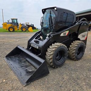 Envío Gratuito, Cargadora de Ruedas CATERPILLAR 249D, EROPS, Cabina con Calefacción y Aire Acondicionado. Acoplador Rápido. Cargador de Ruedas con Sistema Hidráulico Auxiliar - Product Image 3