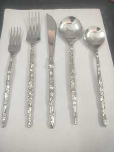 ชุดมีดขัดกระจกแบบทันสมัยชุดเครื่องใช้บนโต๊ะอาหารทำจากสเตนเลสสีเงินเงางามสำหรับเครื่องใช้บนโต๊ะอาหารในบ้าน/โรงแรม - Product Image 5