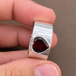 Classy Fine Jewelry Rhoya Jewels Model 405 Rhodium Plated <b>Garnet</b> Heart Signet Bezel Set <b>Ring</b> <b>Silver</b> Band Unisex Wedding - Product Image 3