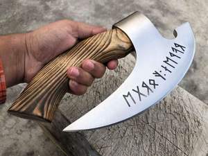 Vente en gros personnalisé nouveauté coupe-hache à pizza à la main forgé à la main lame en acier à haute teneur en carbone avec gaine en cuir pur gravure - Product Image 4