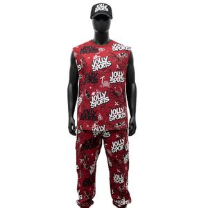 Conjunto de dos piezas sin mangas para hombre, tela deportiva de poliéster de 190 GSM, suave y transpirable, camiseta sin mangas con impresión de logotipo personalizado en rojo y para hombre - Product Image 1