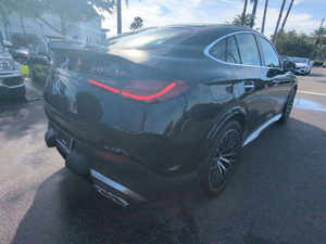 Mercedes-Benz GLC AMG GLC 63 S E Performance 2025, Construcción Refinada - Product Image 5