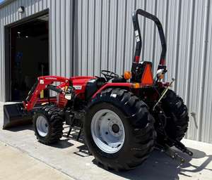 Tractor agrícola McCormick X1.45 con cucharón de cargador, 225hrs 4x4, motor diésel de 45HP, toma de fuerza 540, enganche de 3 puntos, envío gratis - Product Image 4