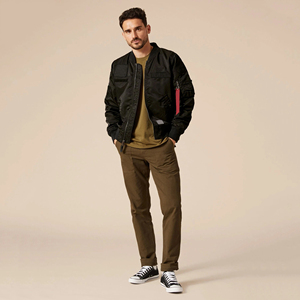 Chaqueta Bomber Ligera de Camuflaje con Cuello Alto, Estilo Moderno, Servicio OEM, Chaqueta de Primavera para Hombre - Product Image 4