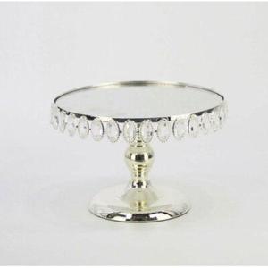 Soporte de aluminio para pasteles con un acabado brillante y grabado detallado para un toque sofisticado a su exhibición de postres - Product Image 4