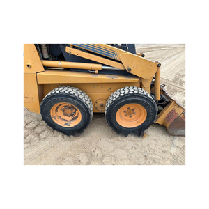 Compre cargadoras compactas (skid steer) eficientes y versátiles en grandes cantidades para la construcción y paisajismo. - Product Image 6