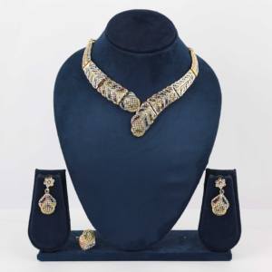 Conjunto de joyería de moda de 3 tonos para mujer Ortodoxa Moderna, collares de cadena con chapado tricolor de latón para aniversario - Product Image 2