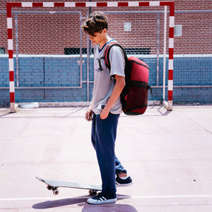 กระเป๋าเป้สะพายหลังกีฬาไนลอนโลโก้สั่งทำพิเศษ วัสดุ 600D ปิดซิป โครงภายนอก ความจุ 30-40 ลิตร ดีไซน์น้ำหนักเบา - Product Image 5