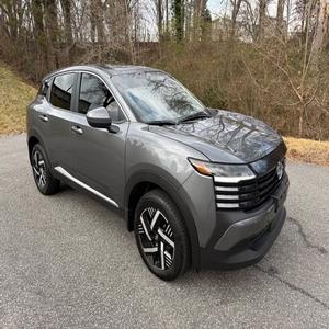 CLEAN 2025 Ni-ss-an Ki-cks SV TRANSMISSION AUTOMATIQUE 4 CYLINDRES SIÈGES EN CUIR ÉCRAN TACTILE - Product Image 1